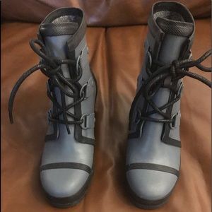 Sorel Platform Rain Boots 7.5